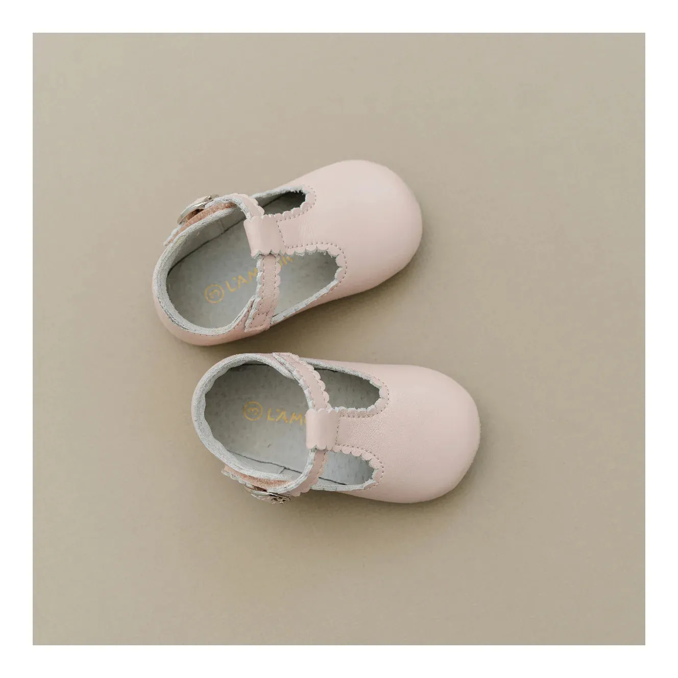 Elodie Scalloped Crib T-Strap - Pink